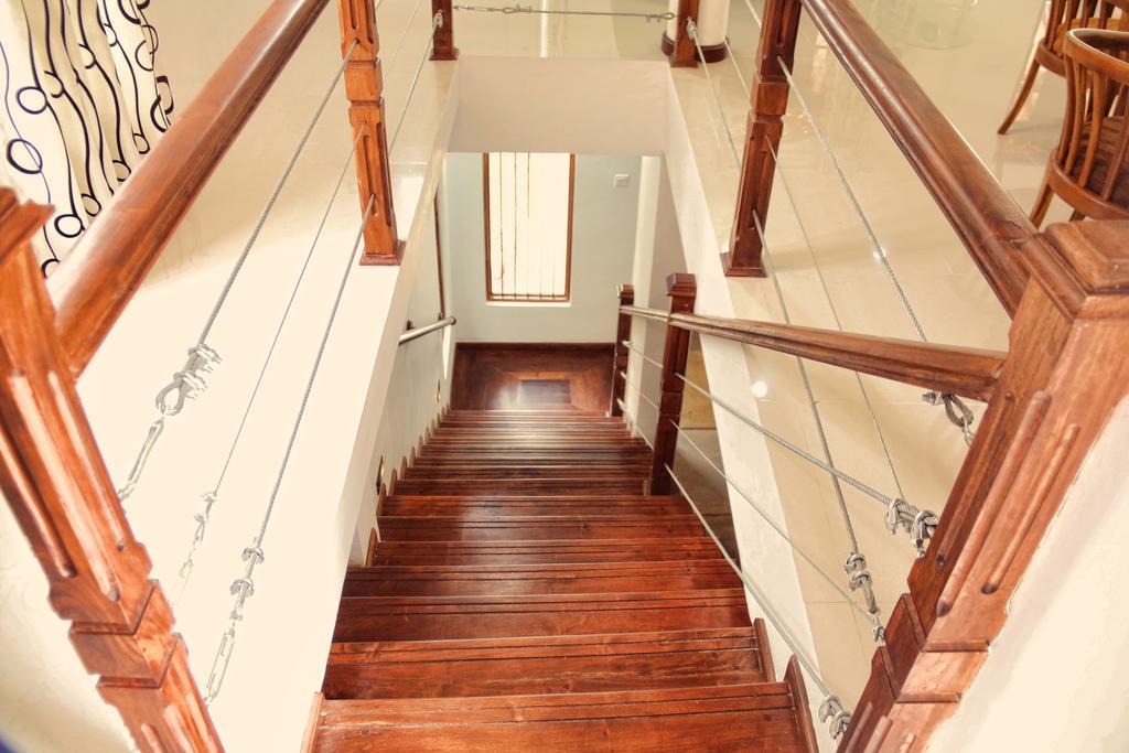 Nivahana Homestay Канди Екстериор снимка