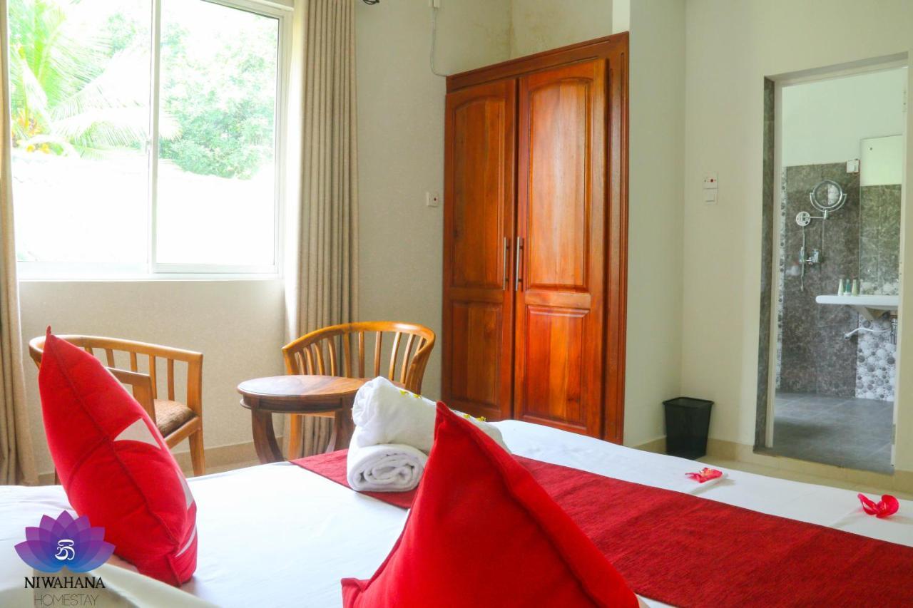 Nivahana Homestay Канди Екстериор снимка