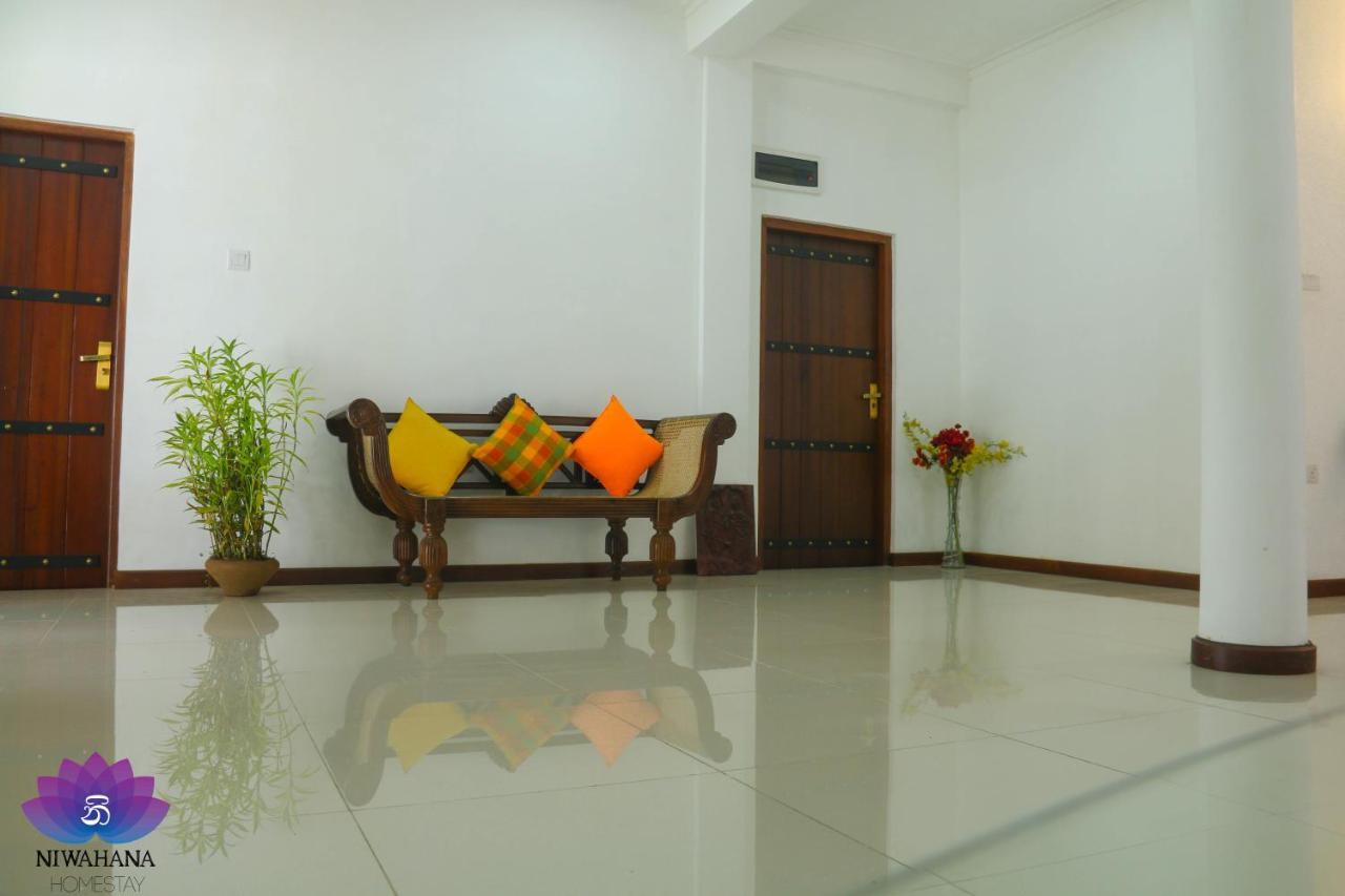 Nivahana Homestay Канди Екстериор снимка