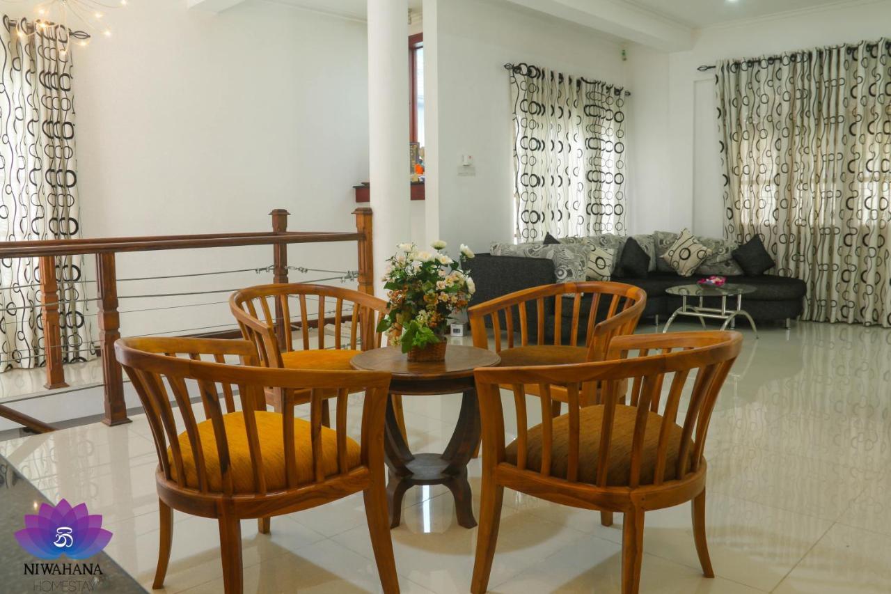 Nivahana Homestay Канди Екстериор снимка