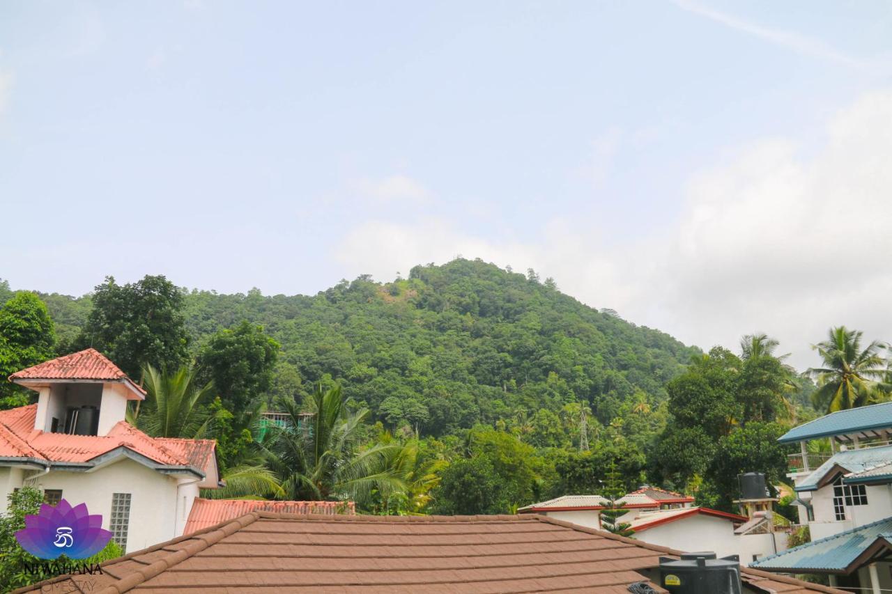 Nivahana Homestay Канди Екстериор снимка