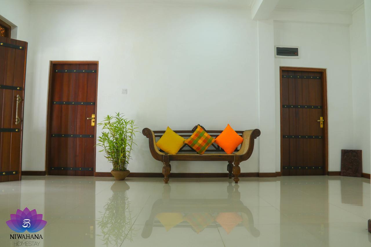Nivahana Homestay Канди Екстериор снимка