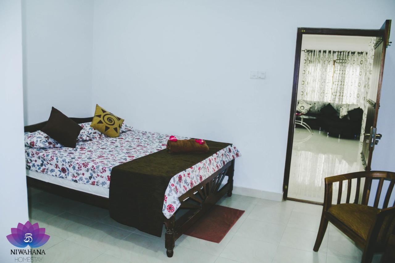 Nivahana Homestay Канди Екстериор снимка