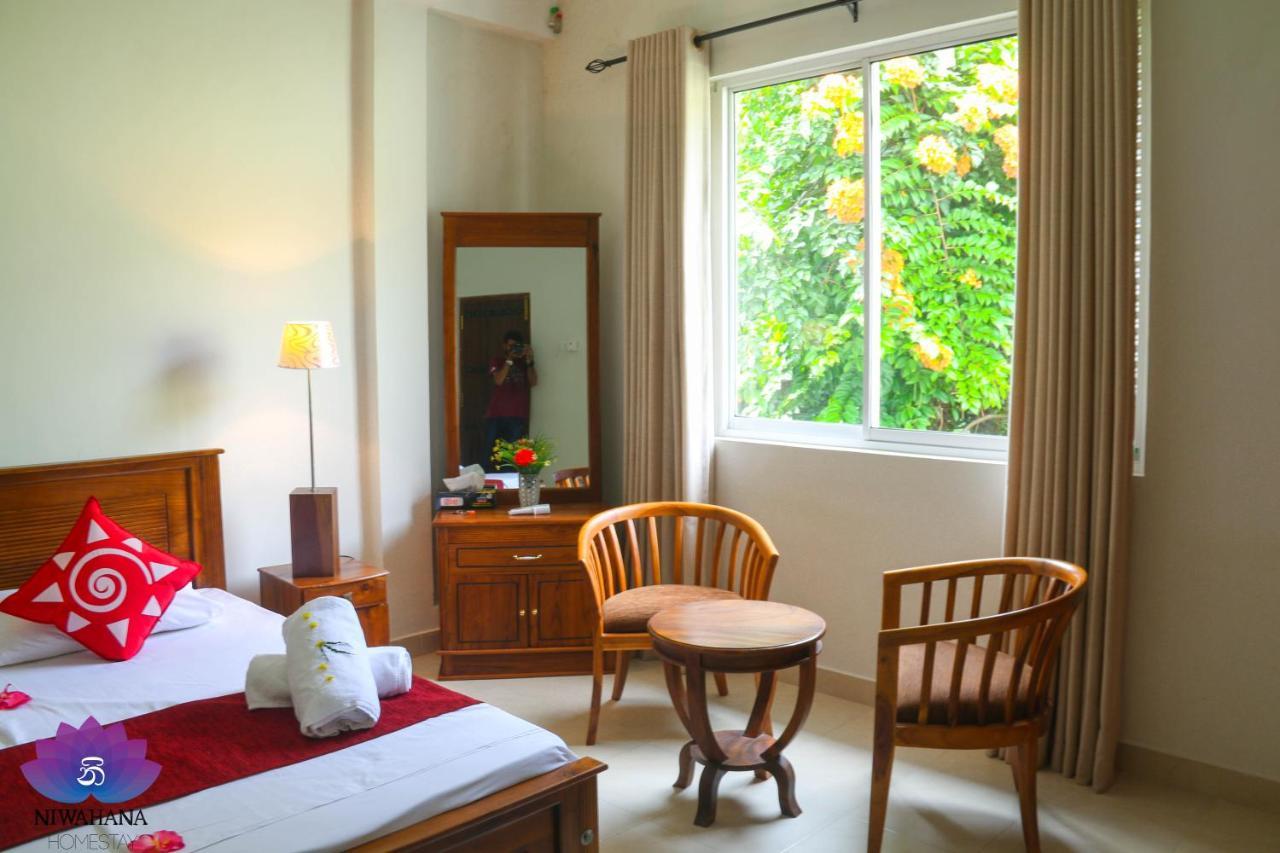 Nivahana Homestay Канди Екстериор снимка