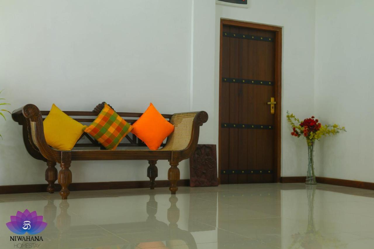 Nivahana Homestay Канди Екстериор снимка