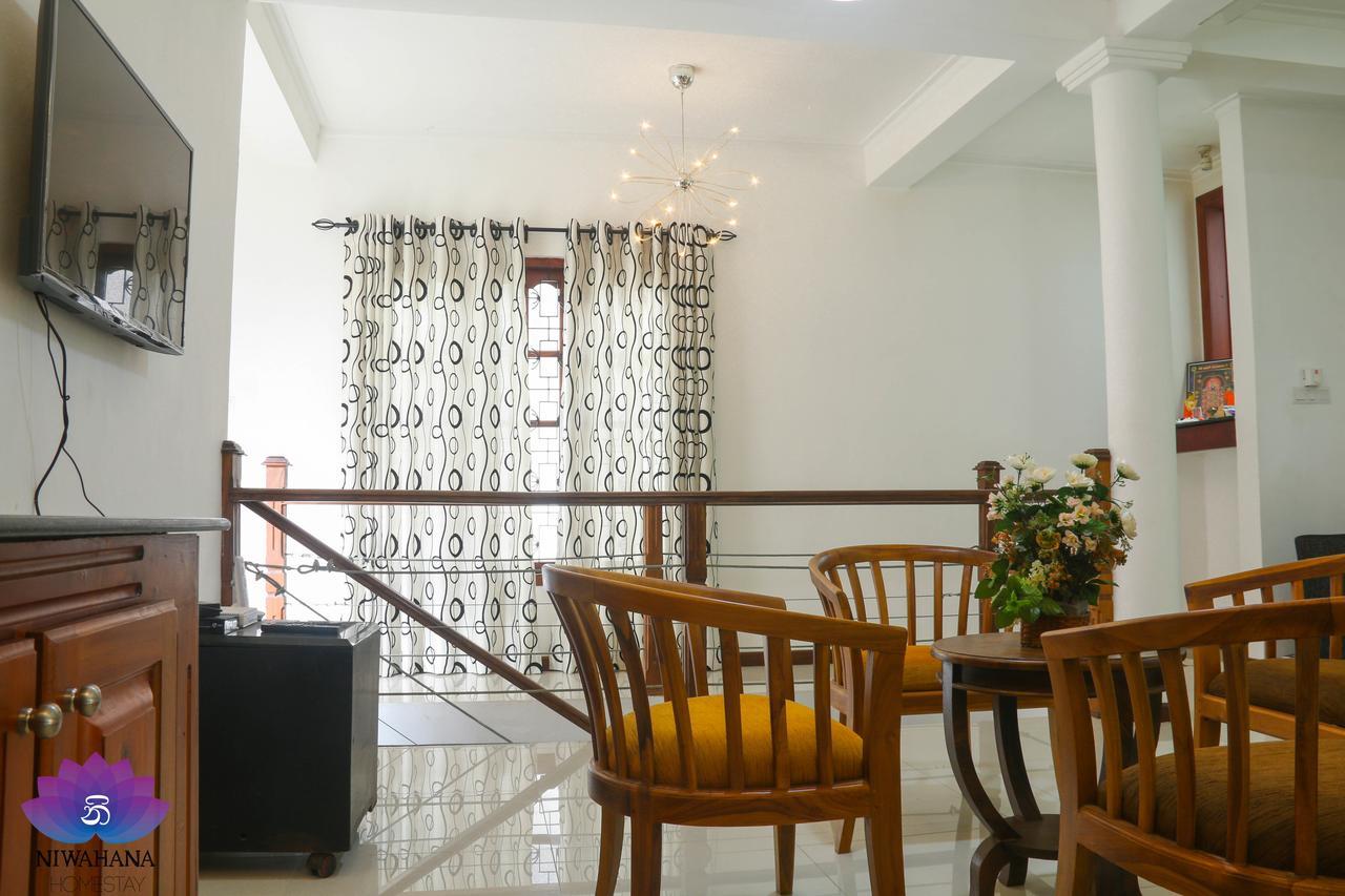 Nivahana Homestay Канди Екстериор снимка