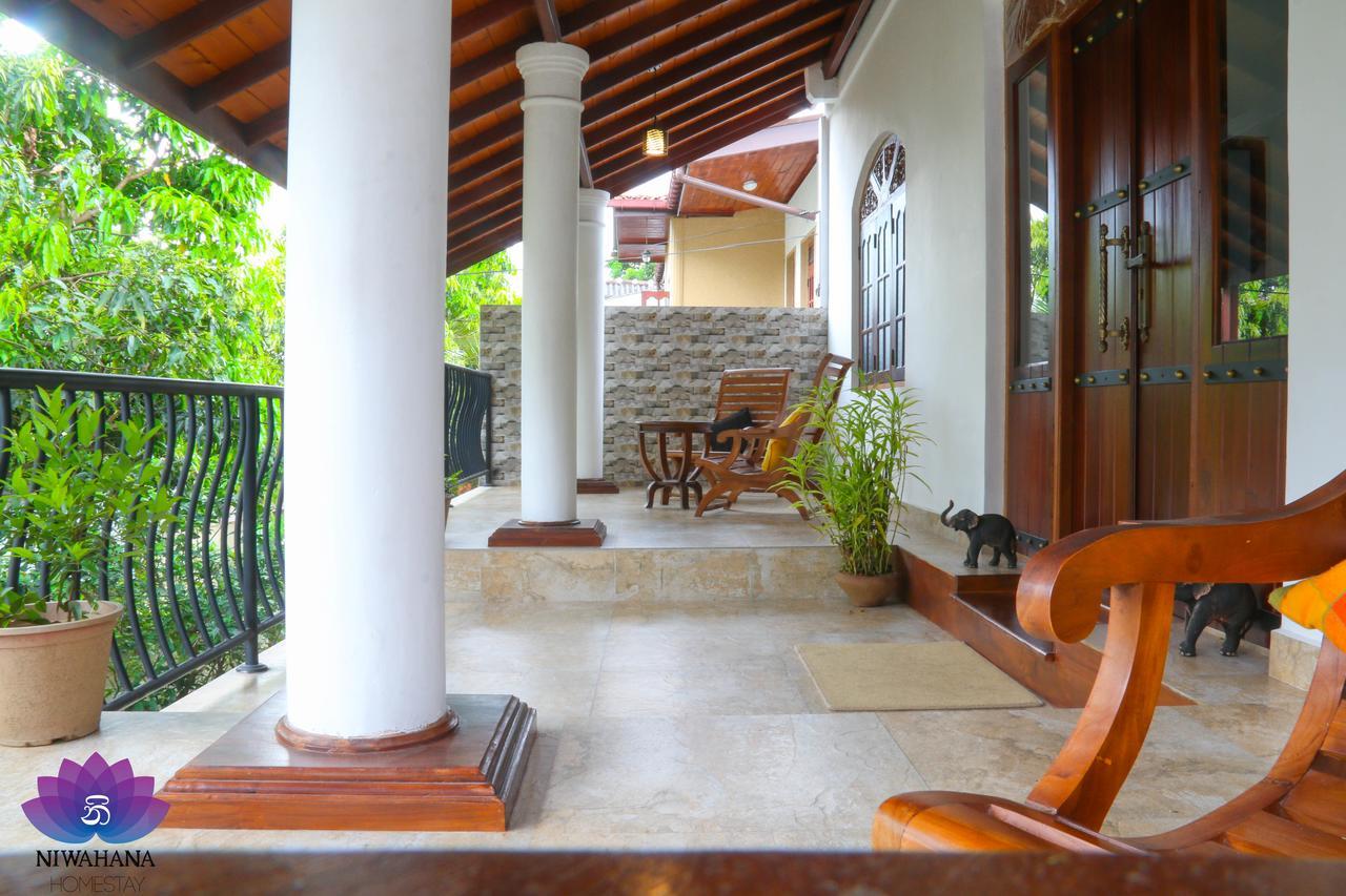 Nivahana Homestay Канди Екстериор снимка