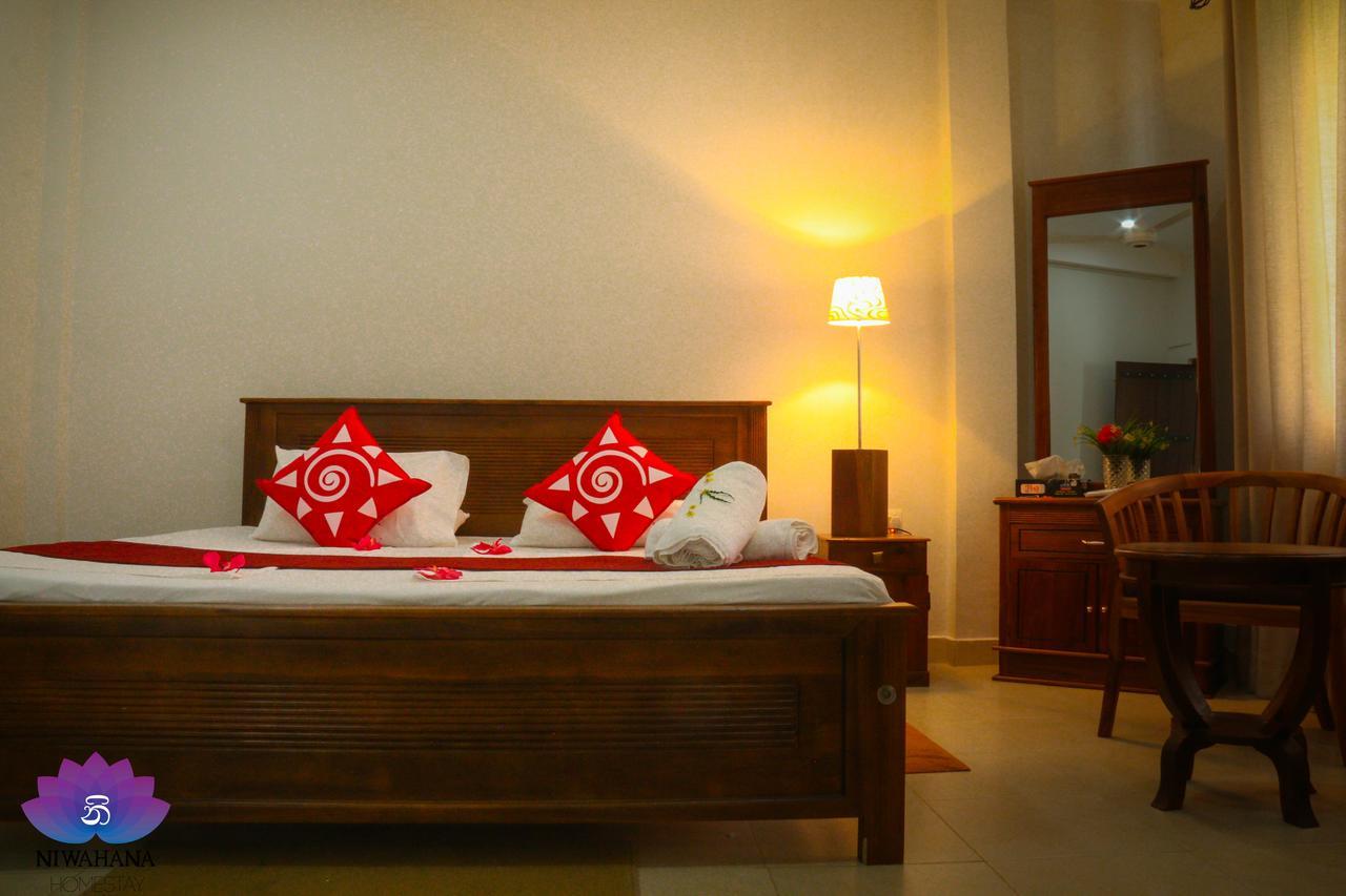 Nivahana Homestay Канди Екстериор снимка