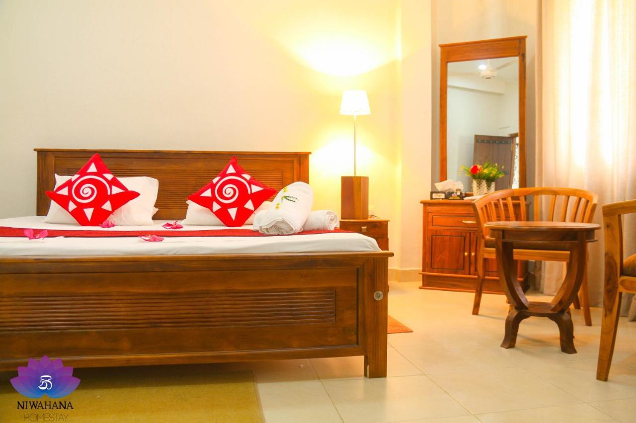 Nivahana Homestay Канди Екстериор снимка